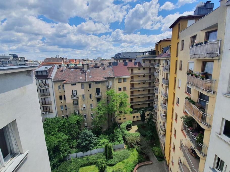 Master Apartment With Air Condition And Separated Rooftop Terrace Budapesta Exterior foto